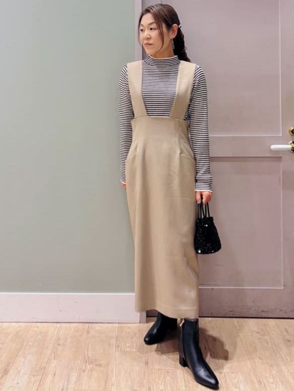 Komi☆さんの「grove｜【ウエストゴム】美シルエットなハイウエストサス付きスカート」を使ったコーディネート
