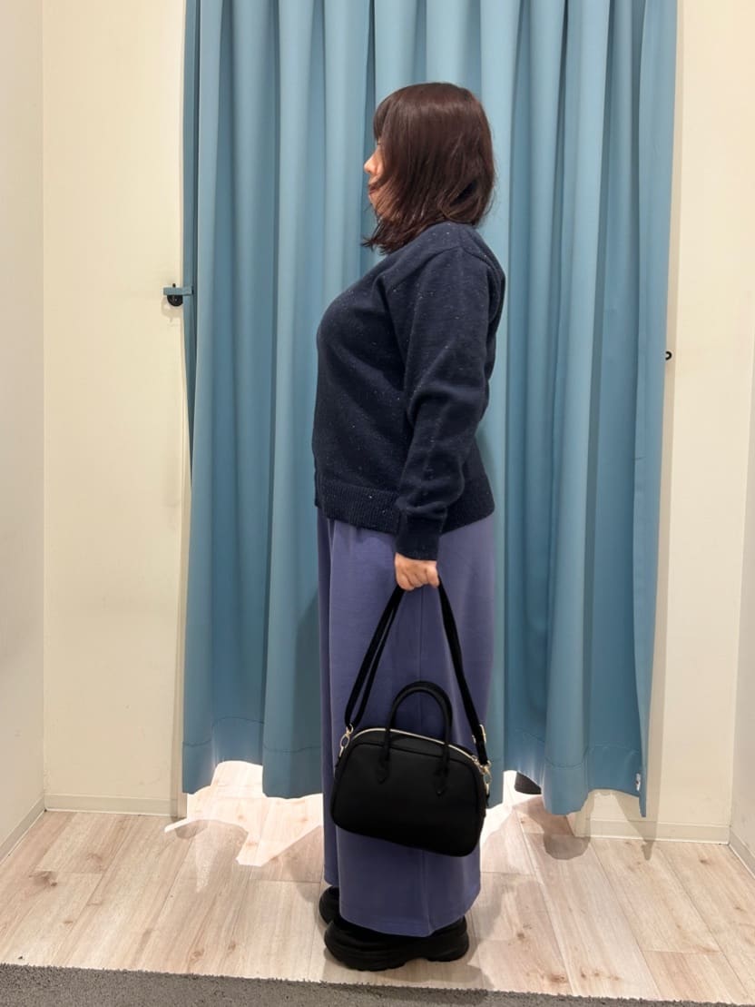 くーさんの「SHOO･LA･RUE｜【S-LL/洗濯機可】さりげないラメが上品　クルーネックニット」を使ったコーディネート