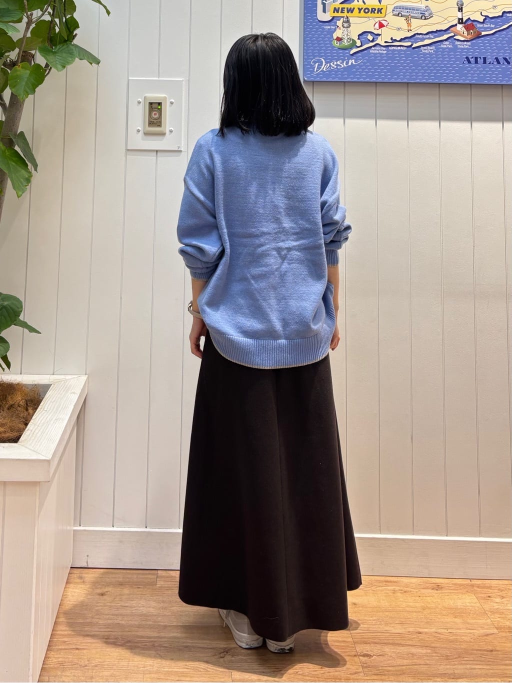 OKADAさんの「Dessin｜【洗える】ペイント風刺繍入り配色ラインニット」を使ったコーディネート