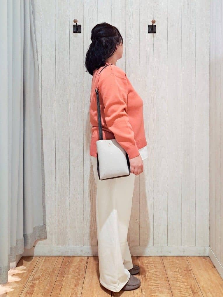 kotomiさんの「SHOO･LA･RUE｜【高レビュー/洗濯機可/S-LL】さらに軽くなった スポンディッシュ裾フェイクトップス」を使ったコーディネート