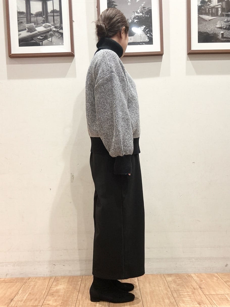 ユウキさんの「SHOO･LA･RUE｜【S-LL/高レビュー】さりげないラメ感 配色ジャカード タートルネックニット」を使ったコーディネート