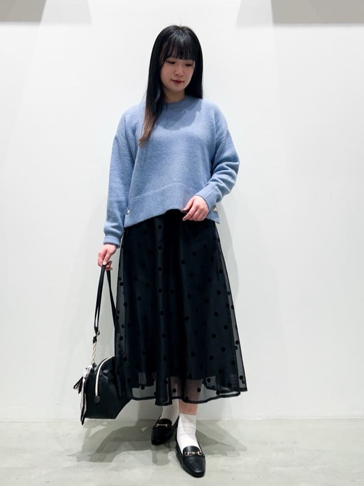 seinaさんの「grove｜【洗える】レイヤードにもおすすめ！サイド釦ニット」を使ったコーディネート