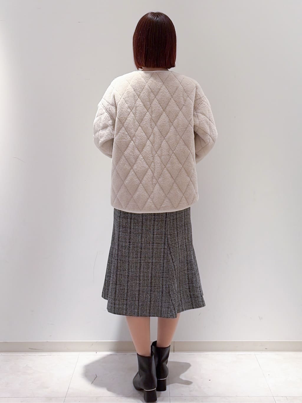 yurinaさんの「index｜ラメスカラップビジューデザインニット【洗濯機OK】《6col／S～LL》」を使ったコーディネート
