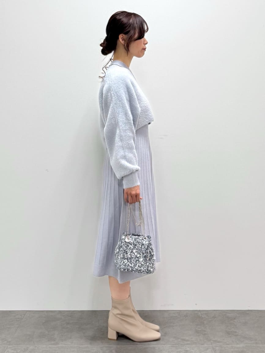 kozuさんの「index｜KAWADAダウンドロストミドルコート【撥水／洗濯機OK／2WAY／静電気防止裏地】《XS～3L》」を使ったコーディネート