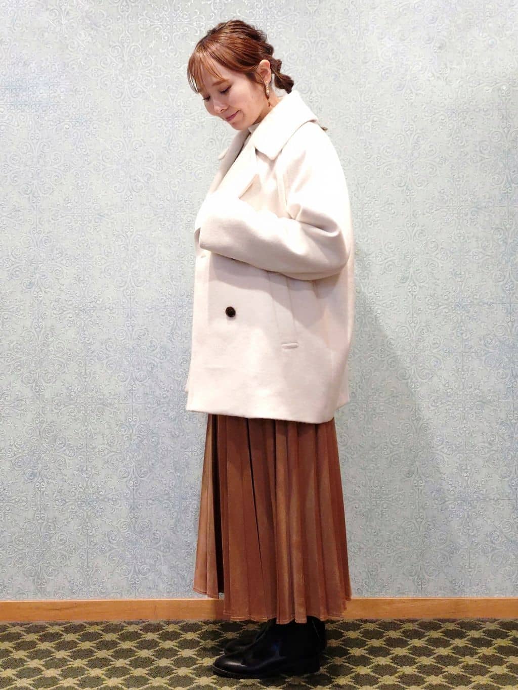 かどさんの「index｜カシミヤブレンドウールミドルピーコート」を使ったコーディネート