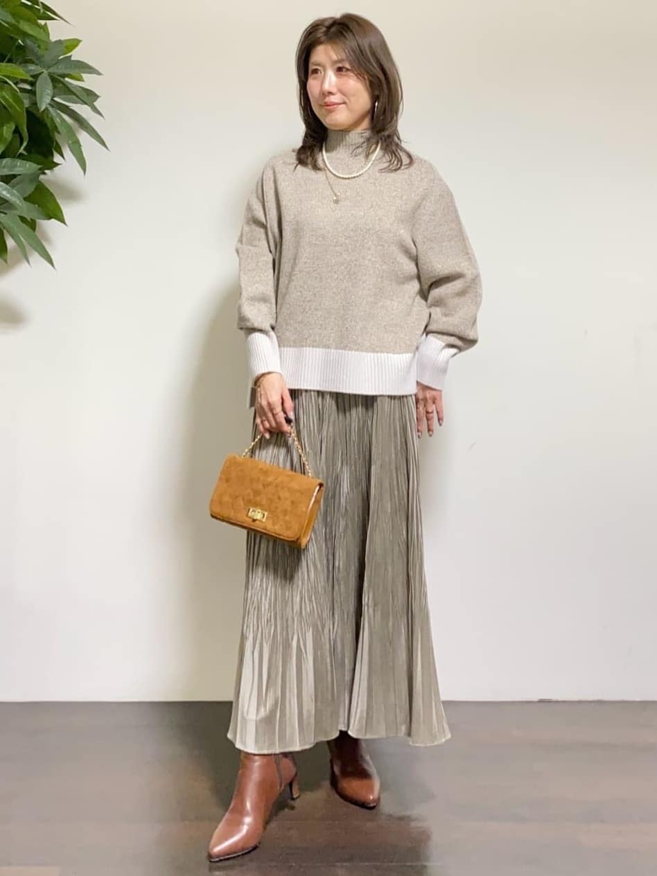 tomoさんの「UNTITLED｜【8色展開/洗える】ウールカシミヤ ハイネックニット」を使ったコーディネート