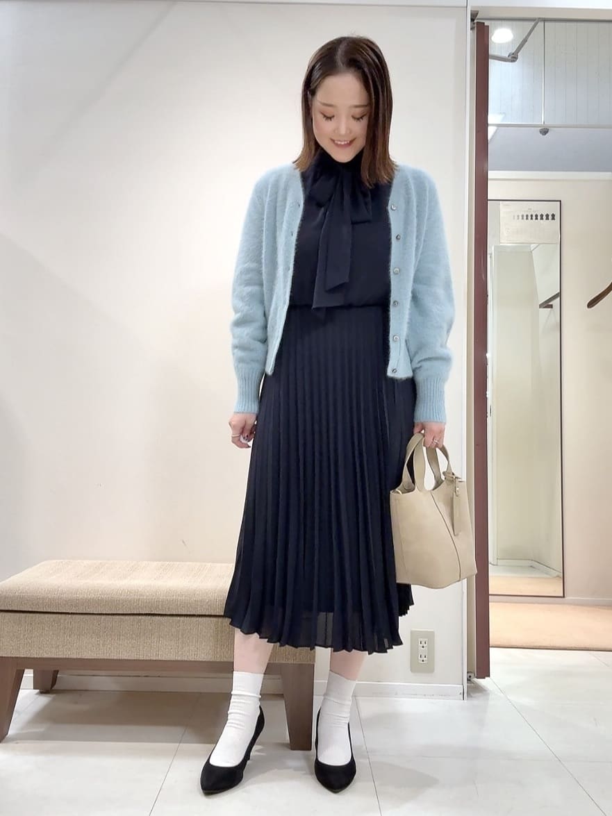 YUIさんの「UNTITLED｜◆【フォーマル/洗える】ボウタイ プリーツワンピース」を使ったコーディネート