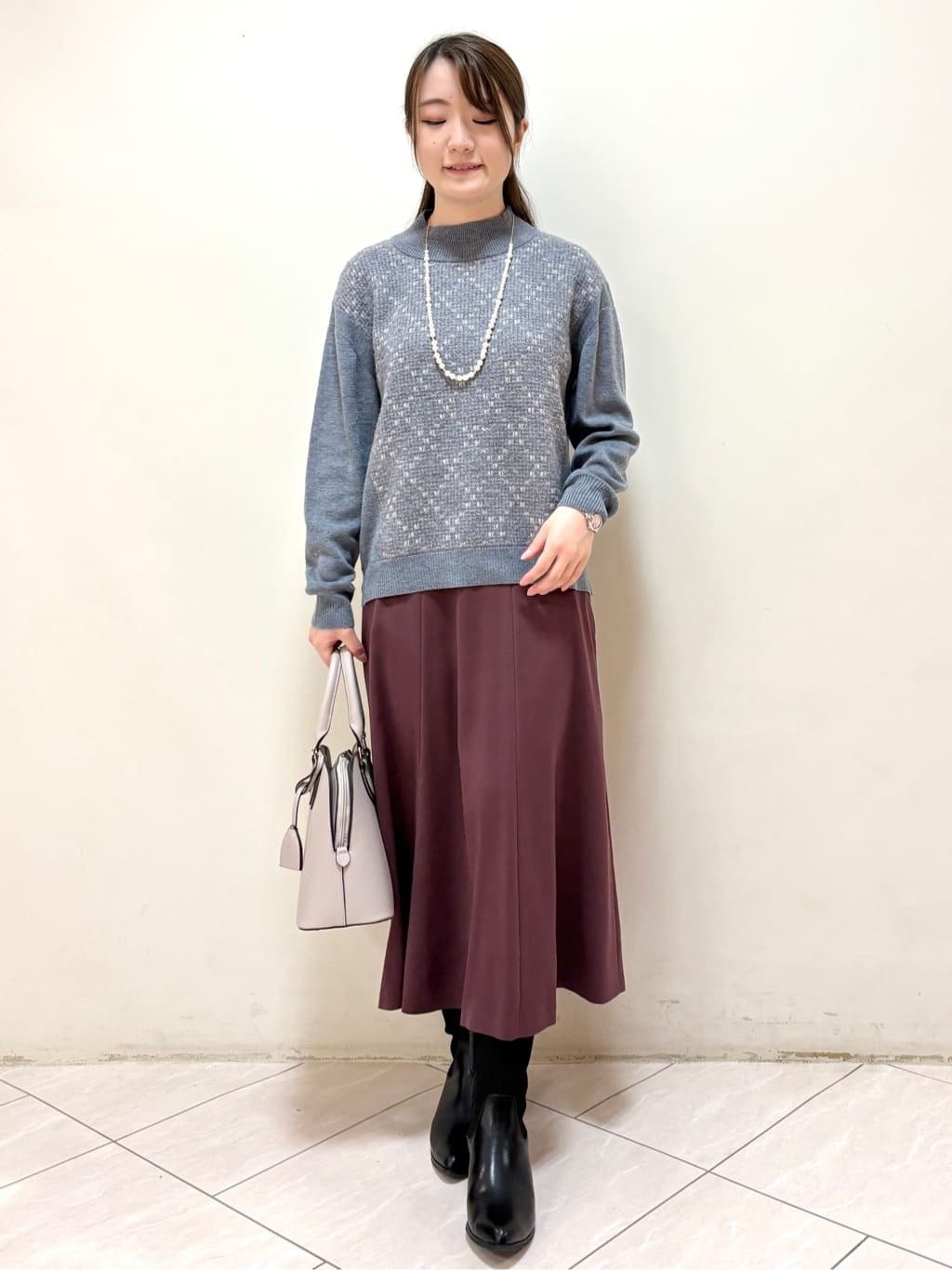 mikiさんの「Reflect｜【通勤】スエードライクフレアスカート」を使ったコーディネート
