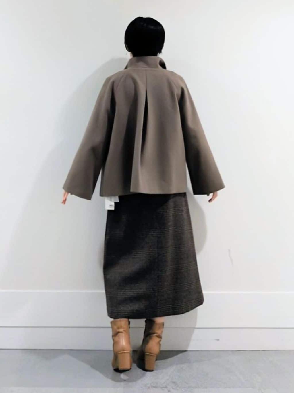 ミズタさんの「UNTITLED｜【着回しが効く／オンオフアウター】ウールショートコート」を使ったコーディネート