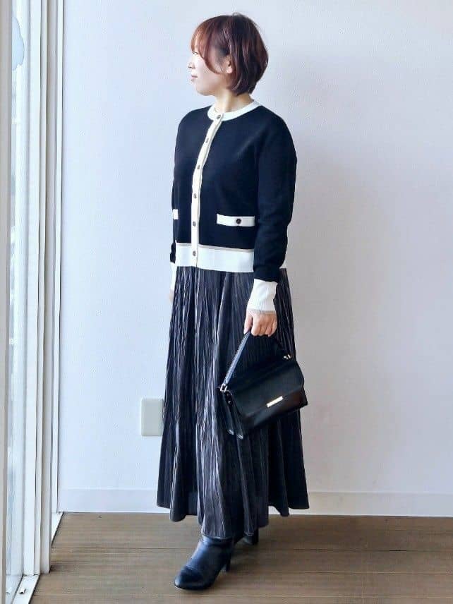 やじまさんの「UNTITLED｜【アンサンブル可/ジャケット風】ウールミラノリブカーディガン」を使ったコーディネート