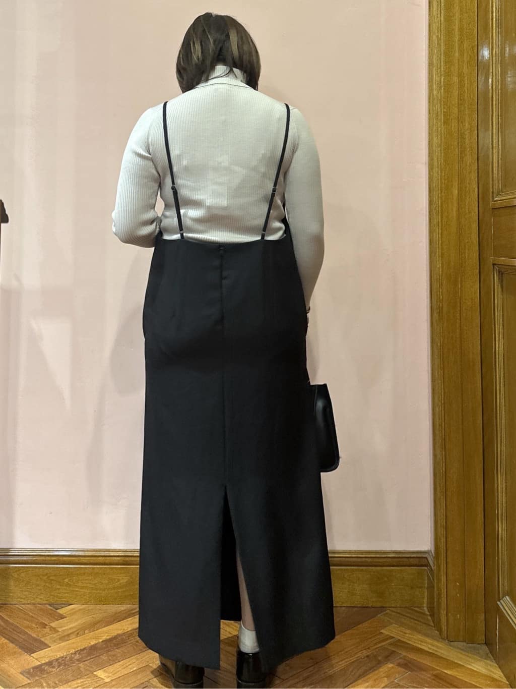 komatsuさんの「DRESSTERIOR｜シルクブレンドメリノウールリブプルオーバー」を使ったコーディネート