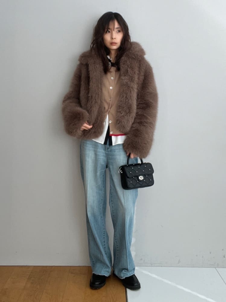 misaさんの「DRESSTERIOR｜◆HAVELESS（ハヴレス）フェイクファージャケット」を使ったコーディネート