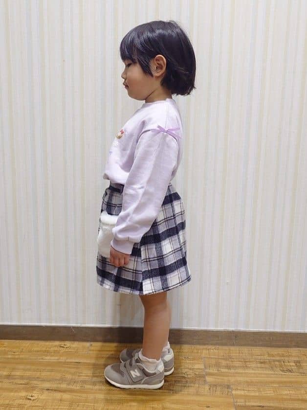 Yuiさんの「SHOO･LA･RUE｜【100-150cm】フェイクファーポケットチェック台形スカート」を使ったコーディネート