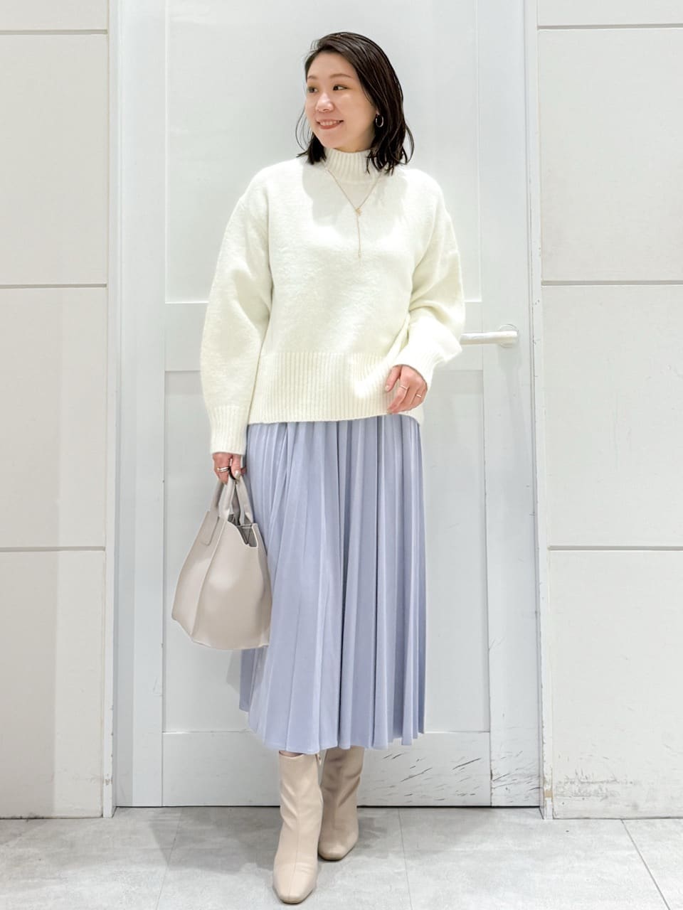 yuka.aさんの「OPAQUE.CLIP｜ふわふわハイネックニット【洗濯機OK】」を使ったコーディネート