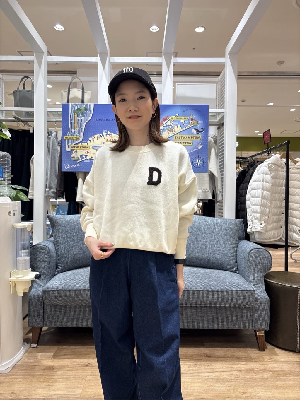 risaさんの「Dessin｜【洗える】Dサガラ刺繍ワッペン付きニット」を使ったコーディネート