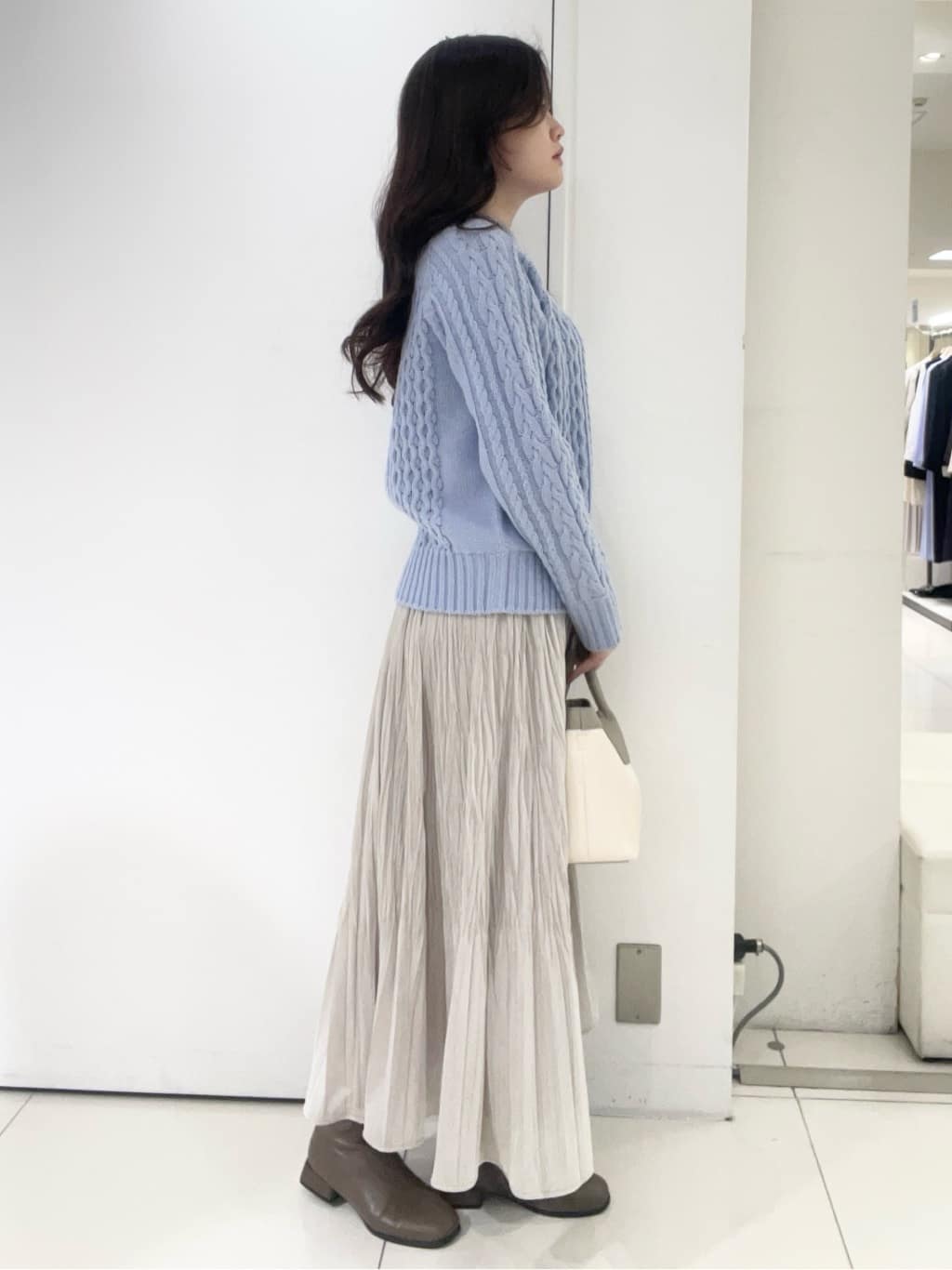 moeさんの「UNTITLED｜【洗える】スポンディッシュ ケーブル柄ニット」を使ったコーディネート