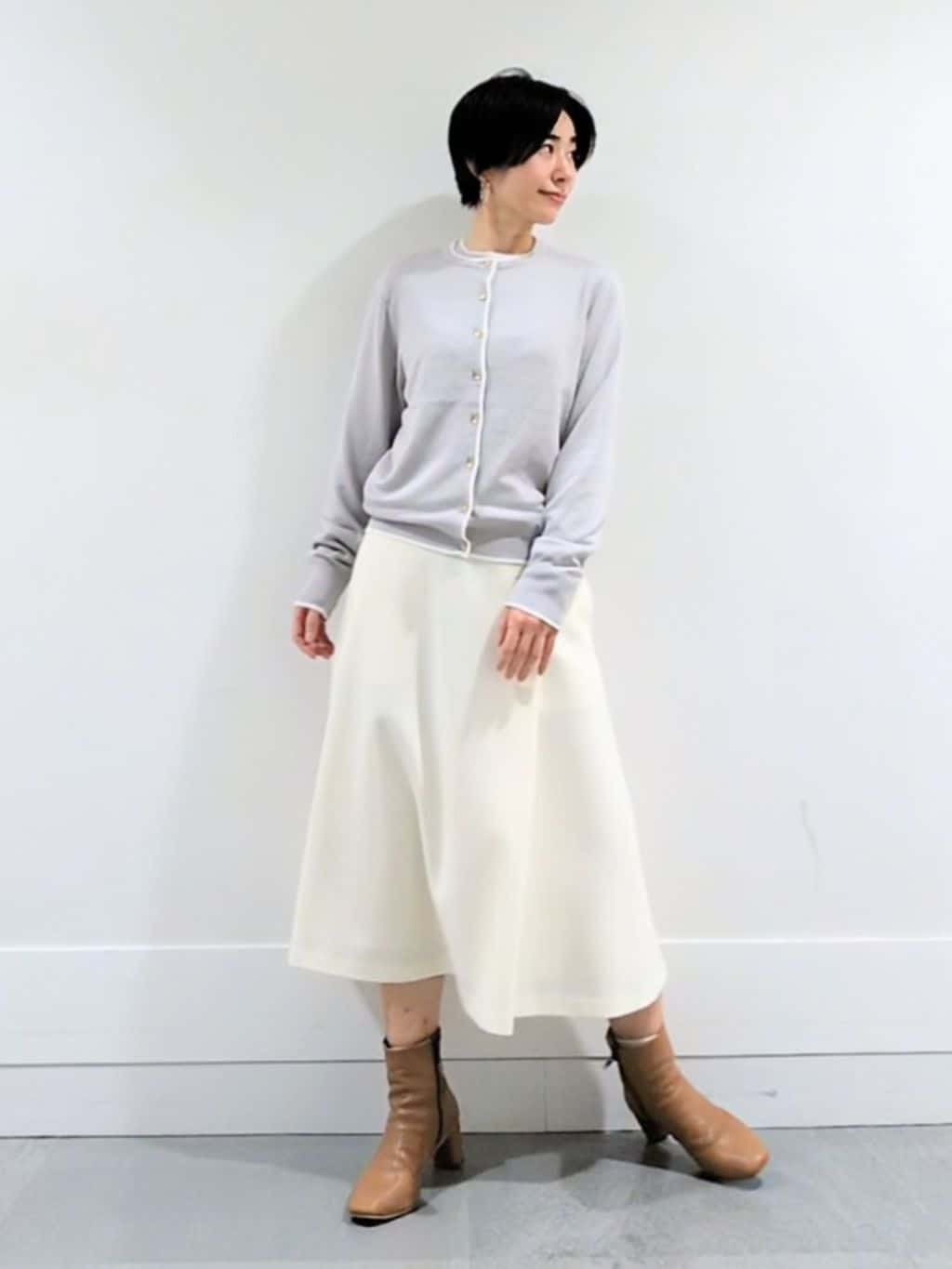 ミズタさんの「UNTITLED｜【アンサンブル可/洗える】ウォームスパン カーディガン」を使ったコーディネート