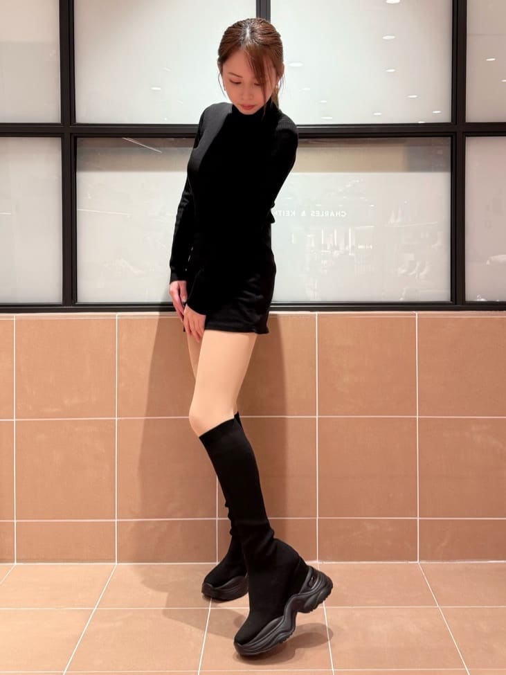 MIRINAさんの「ESPERANZA｜スニーカーソールストレッチロングブーツ」を使ったコーディネート