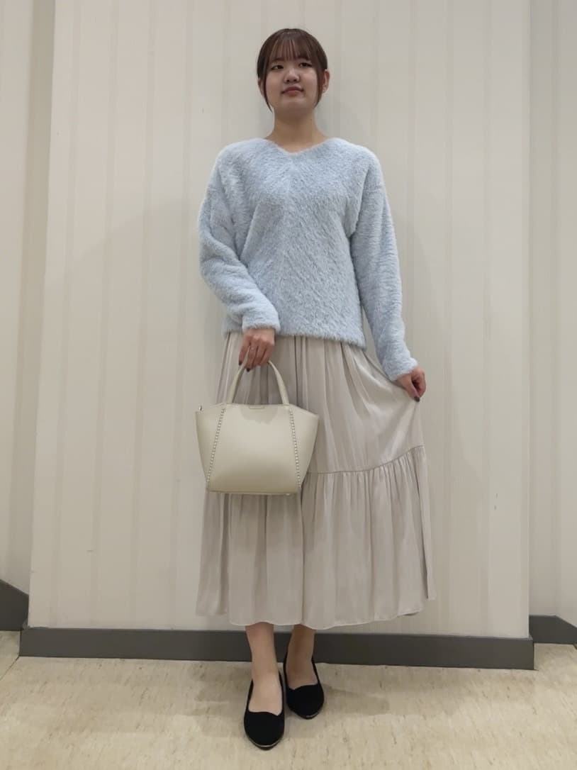 ちひさんの「INDIVI｜【洗える】エアリーシャギートップス」を使ったコーディネート