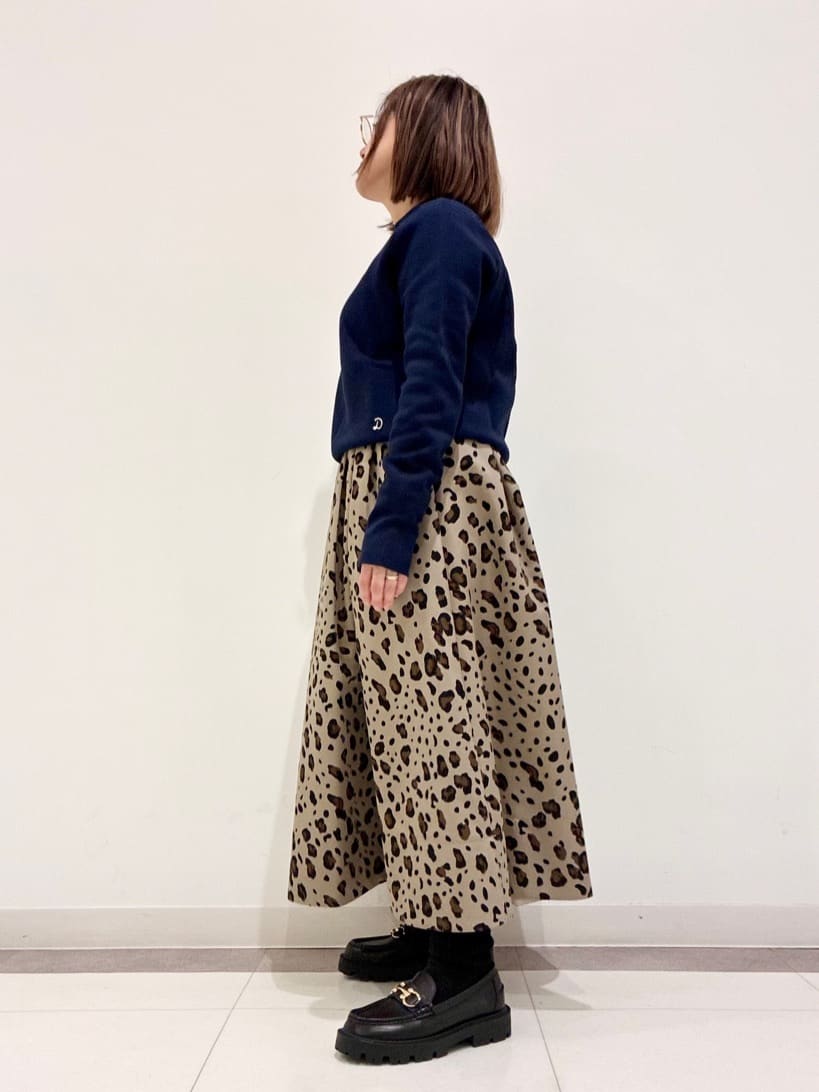 Reecoさんの「DRESSTERIOR｜ARTESANOS（アルテサノス）【別注】金具付きローファー」を使ったコーディネート