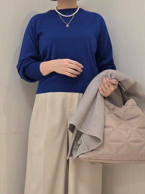 naokoさんの「UNTITLED｜【8色展開／コンパクト丈】レーヨン混 コクーンニット」を使ったコーディネート