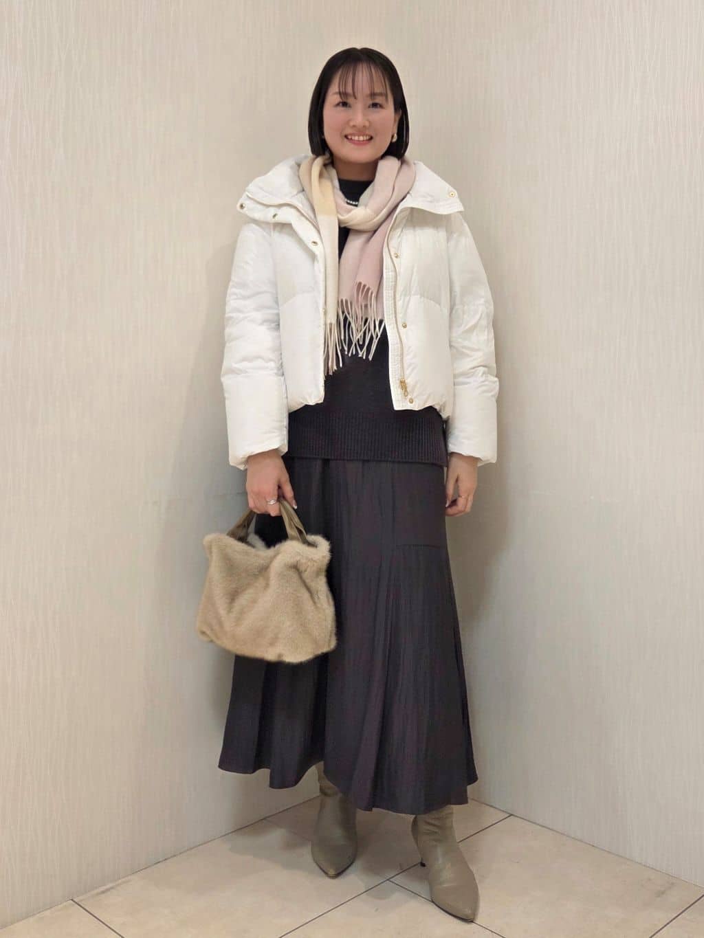 naokoさんの「UNTITLED｜【トレンド/撥水機能/防寒】ショートダウンコート」を使ったコーディネート