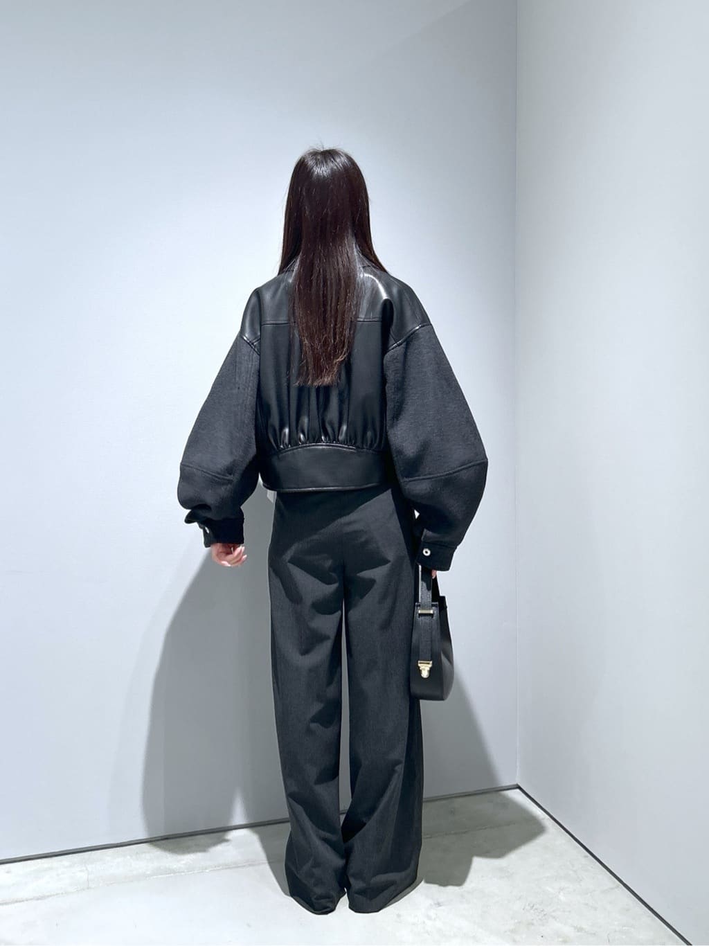 Renoさんの「INDIVI｜Timeless｜ベルテッドワイドパンツ【セットアップ対応】」を使ったコーディネート