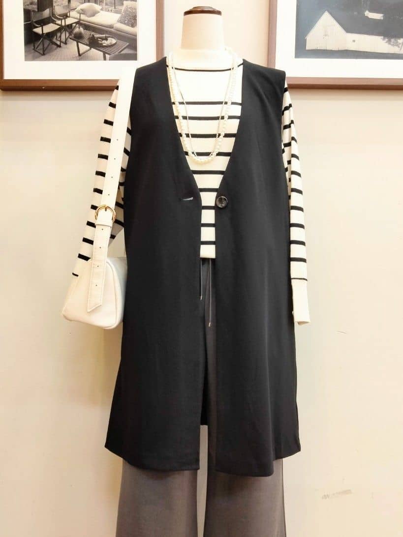 うっちーさんの「SHOO･LA･RUE｜【洗濯機可/セットアップ可/S-3L】きちんと楽に。カットジョーゼット ロングジレ」を使ったコーディネート