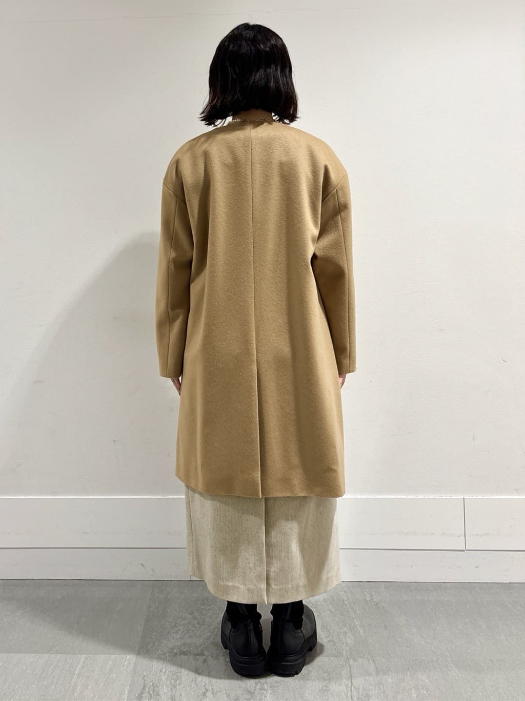 モエカさんの「UNTITLED｜【アンサンブル可/洗える】シルクウールカシミヤ ドルマンスリーブニット」を使ったコーディネート