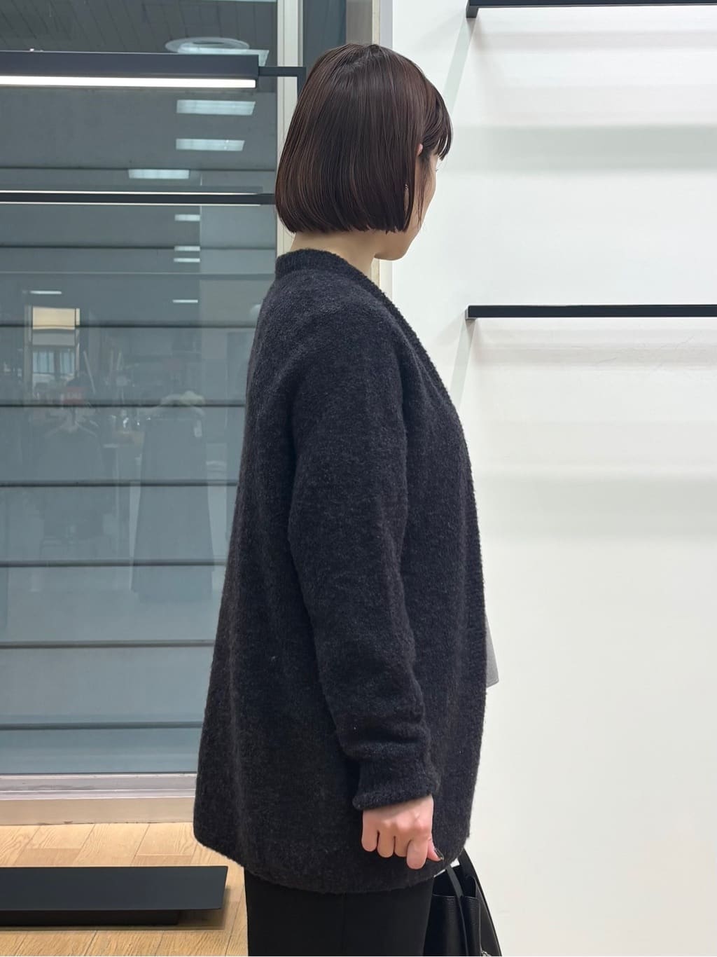 asamiさんの「INDIVI｜【褒められパンツ／ウール混】ウォームウール ワイドパンツ」を使ったコーディネート