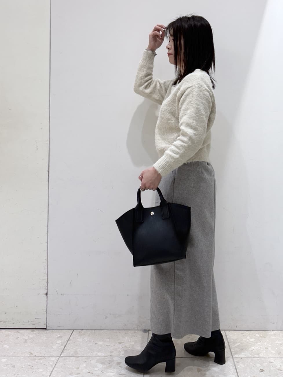 mameさんの「OPAQUE.CLIP｜カシミヤブレンドウールチェスターコート」を使ったコーディネート