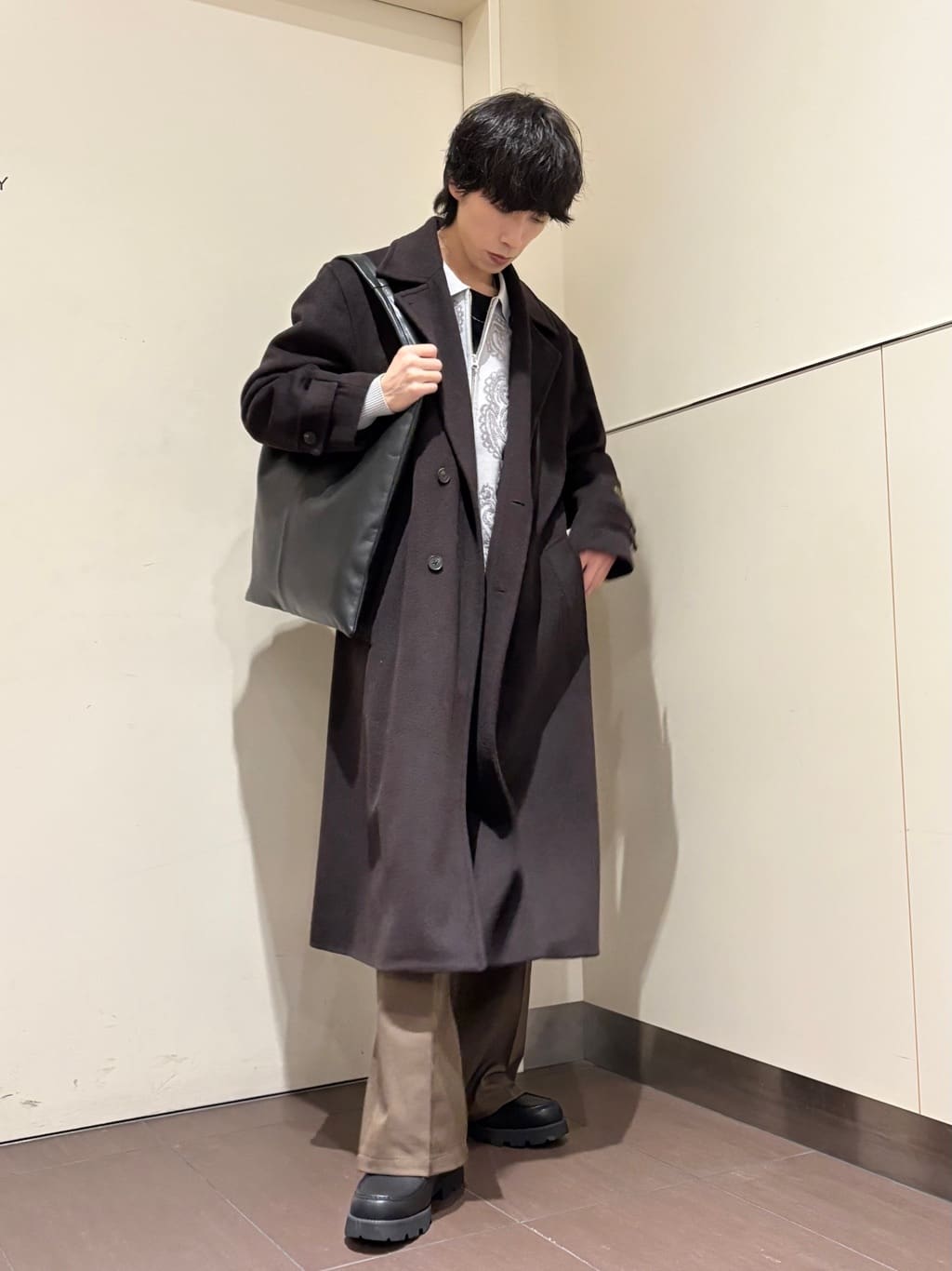 ナノシーさんの「tk.TAKEO KIKUCHI｜ダブルオーバーチェスターコート」を使ったコーディネート