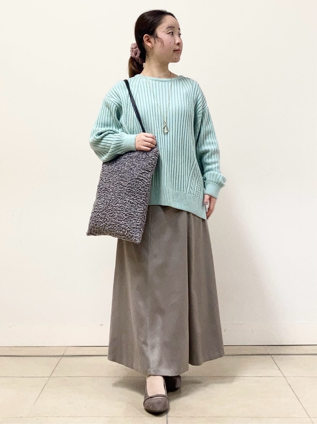 tomominさんの「Reflect｜【ゆったり着られる◎】ワイドリブニットプルオーバー」を使ったコーディネート