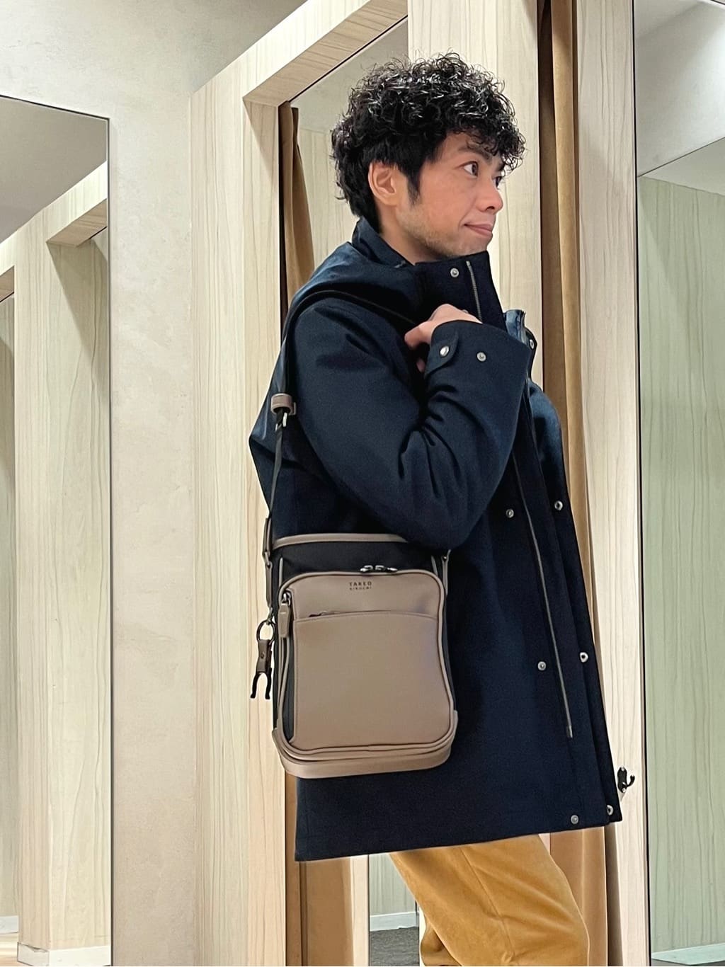 URAさんの「TAKEO KIKUCHI｜【3WAY】ドビー ダウンライナー付ブルゾン」を使ったコーディネート