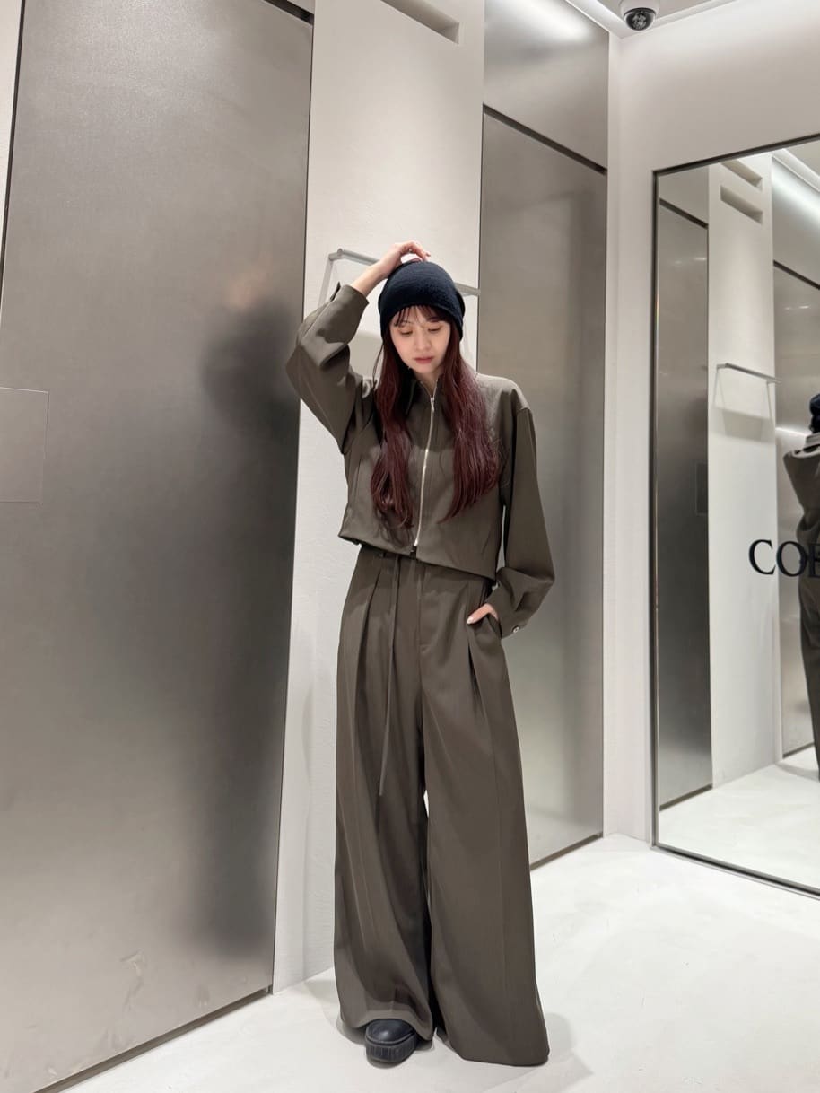 kanamiさんの「CODE A｜urban tailor wide trousers」を使ったコーディネート