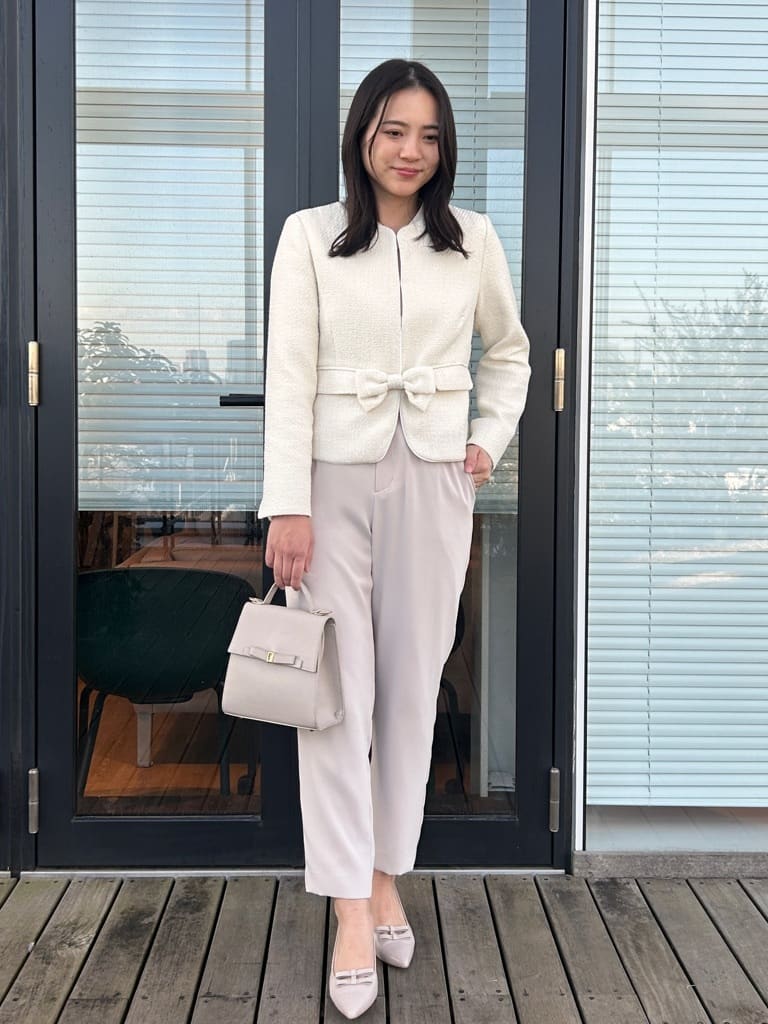 shinoさんの「Couture brooch｜【ハレの日・通勤】カルゼスラブツイードジャケット」を使ったコーディネート