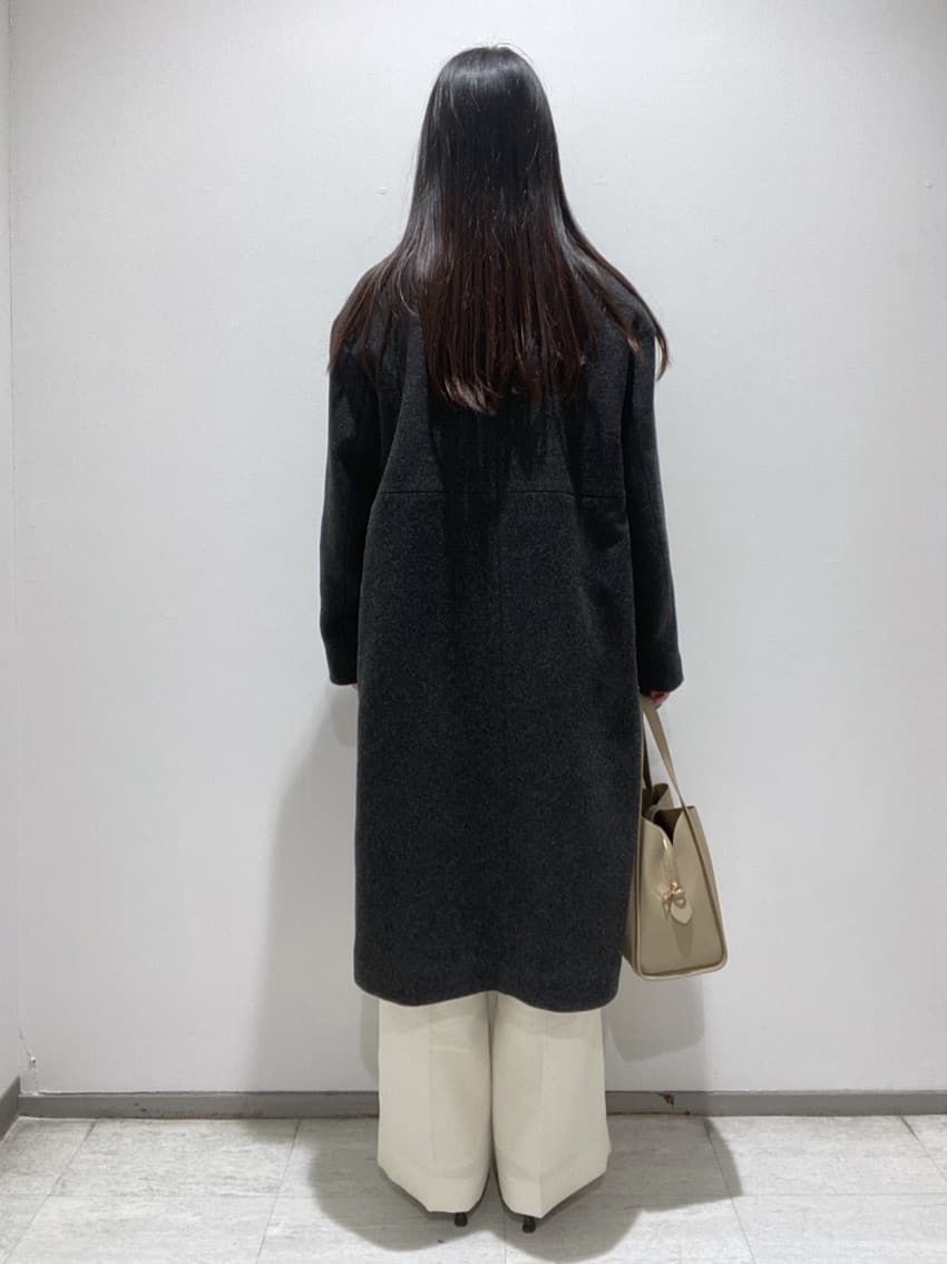 meiさんの「INDIVI｜【褒められパンツ/ウール調素材】ラメ混ワイドパンツ」を使ったコーディネート