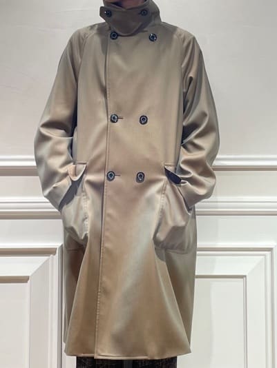 橋本さんの「DRESSTERIOR｜ウールギャバジン アルスターコート」を使ったコーディネート
