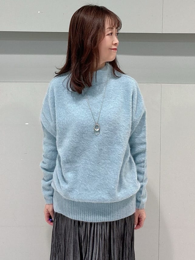 makiさんの「UNTITLED｜【大人な品格/ふわふわニット】フォックスカシミヤ コクーンニット」を使ったコーディネート