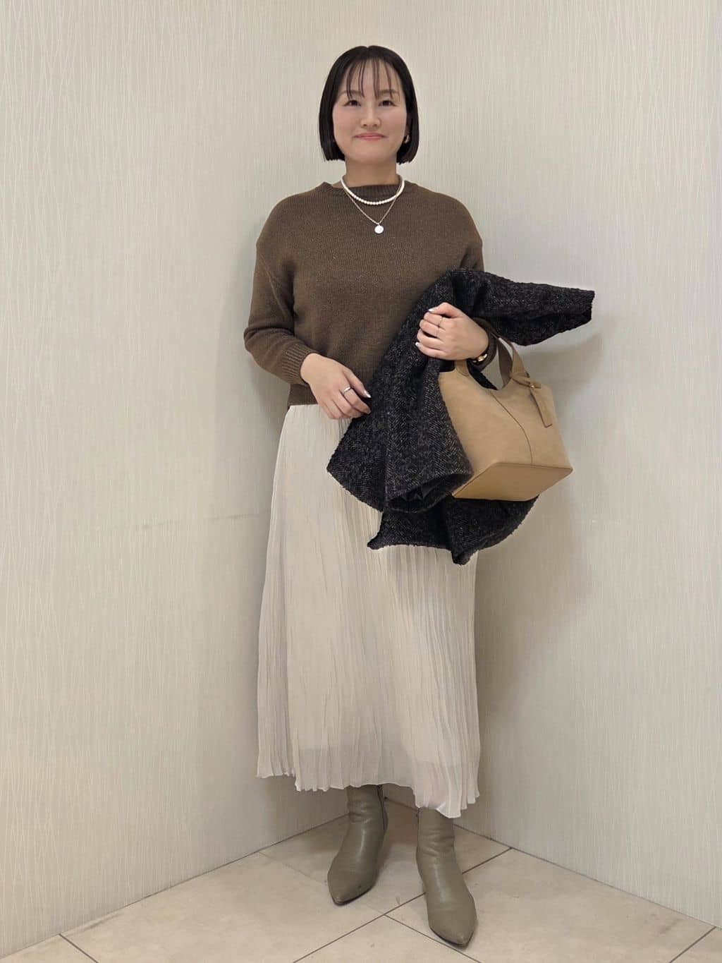 naokoさんの「UNTITLED｜【エレガント／ミディアウター】ミックスヘリンボンコート」を使ったコーディネート