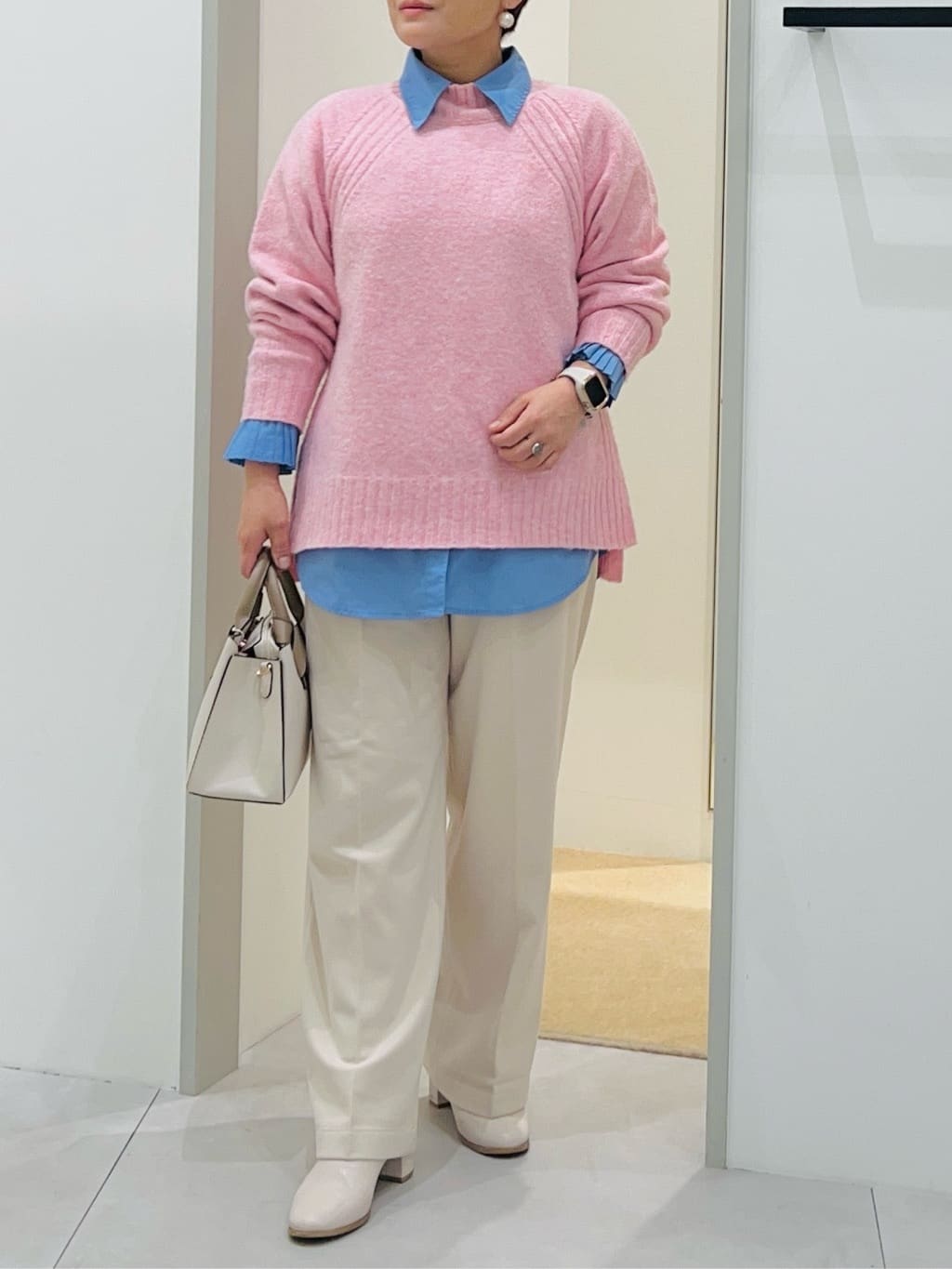 タナさんの「THE SHOP TK｜ふんわり柔らかきれい色 ウール混ハイネックニット」を使ったコーディネート