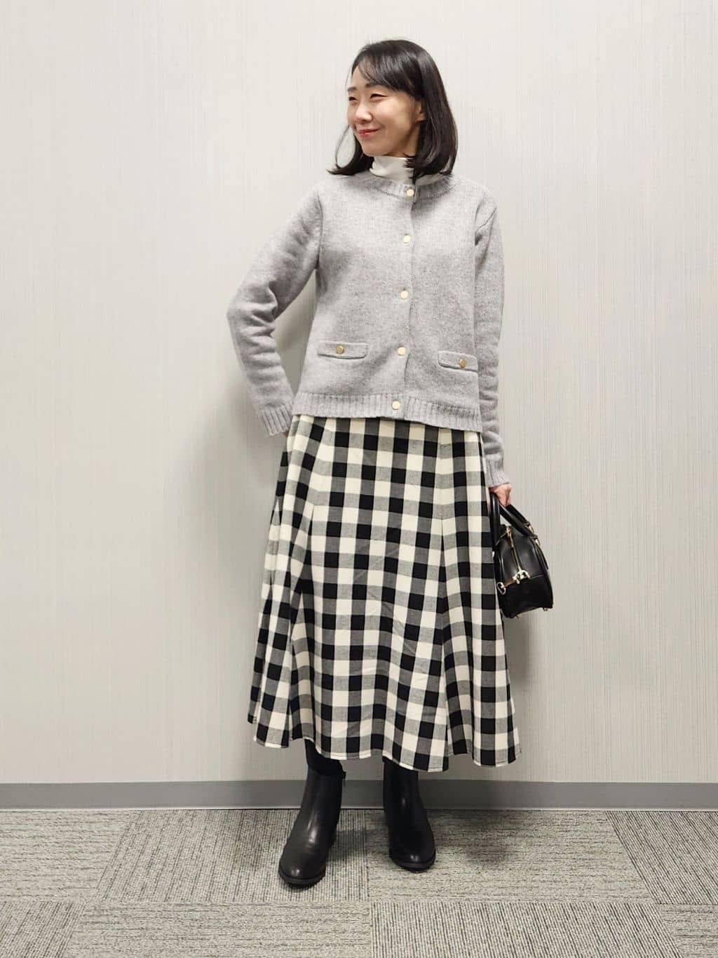 naraさんの「Dessin｜ウールカシミヤカーディガン」を使ったコーディネート