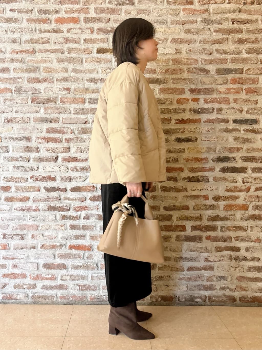 しばさんの「THE SHOP TK｜きれいめにもカジュアルにも ノーカラーキルトジャケット」を使ったコーディネート
