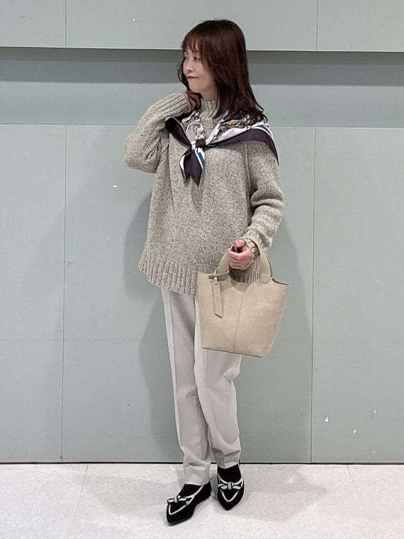 makiさんの「UNTITLED｜【はっ水機能/フード取り外し可】ミディダウンコート」を使ったコーディネート