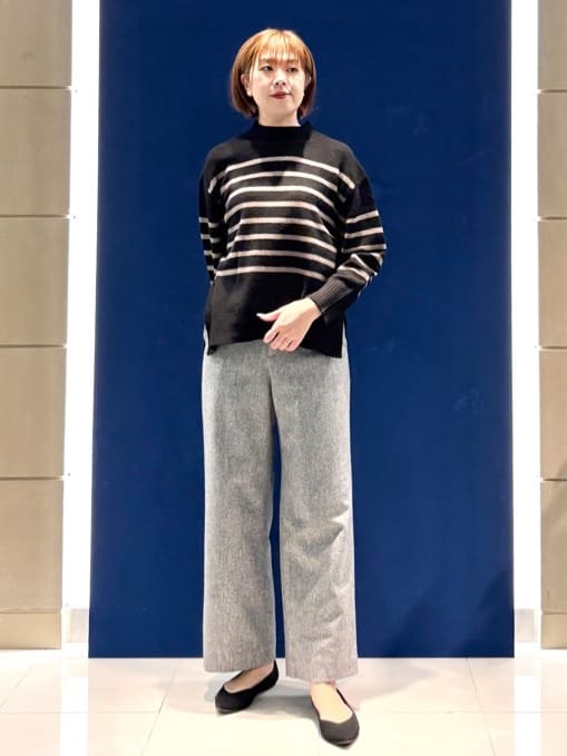 まいこさんの「INDIVI｜【名品／撥水／抗菌防臭】ショート丈リサイクルダウンコート」を使ったコーディネート