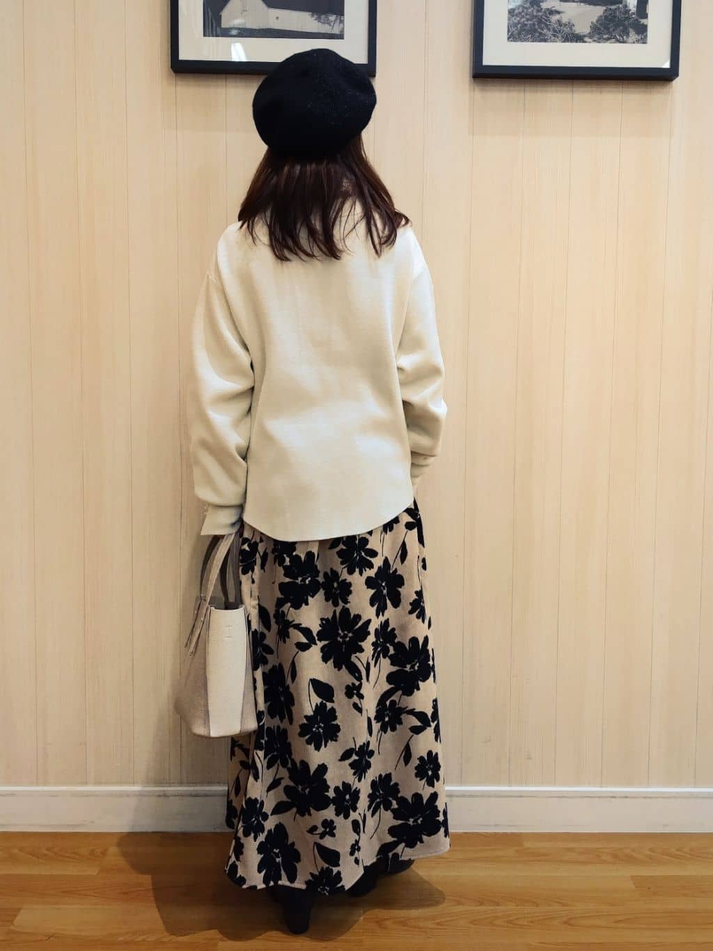 yseさんの「SHOO･LA･RUE｜【S-LL】華やかで主役 花柄Aラインスカート」を使ったコーディネート