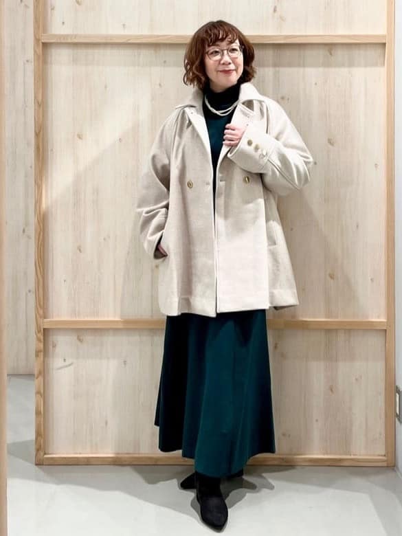 nakoさんの「THE SHOP TK｜クラシカルな装い ウールライクスタンドカラーコート」を使ったコーディネート