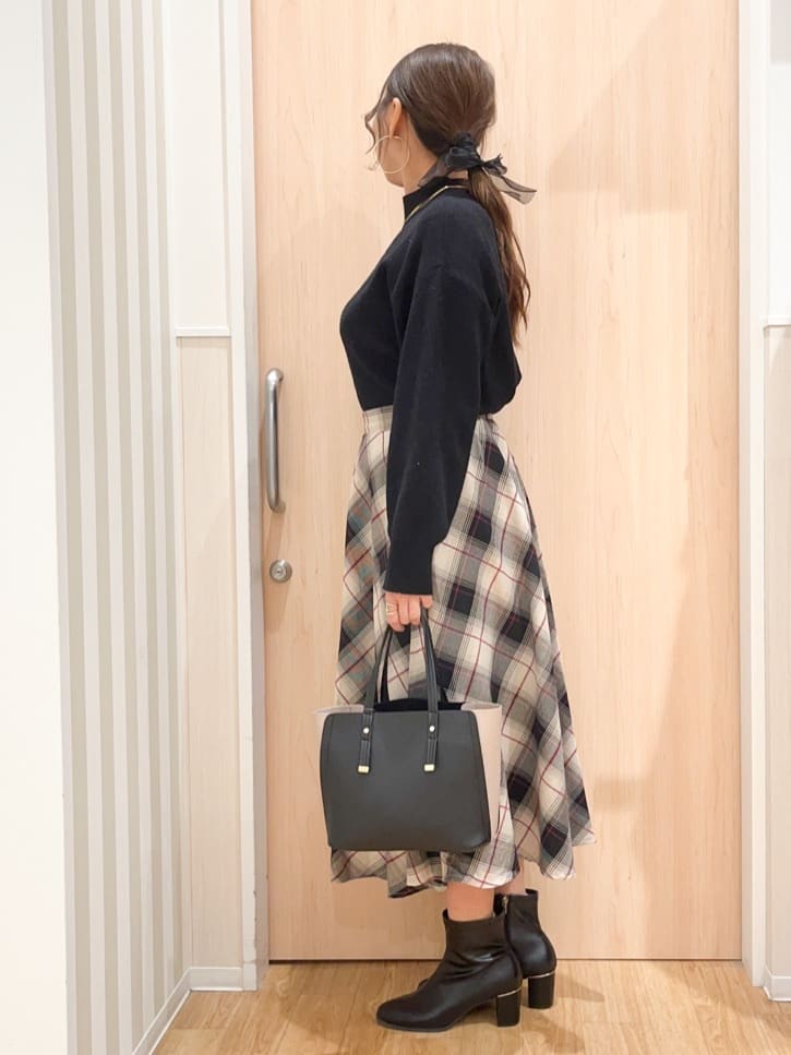 natsumiさんの「SHOO･LA･RUE｜ストレッチブーツ」を使ったコーディネート
