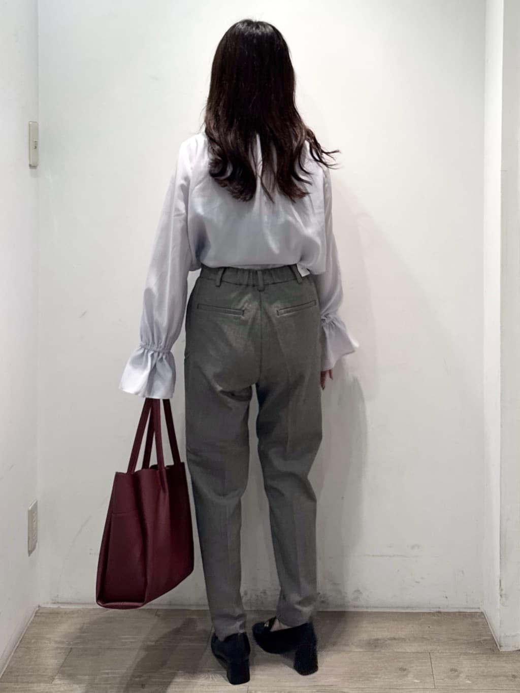 yuicciさんの「OPAQUE.CLIP｜フリルカラーブラウス【洗濯機OK】」を使ったコーディネート