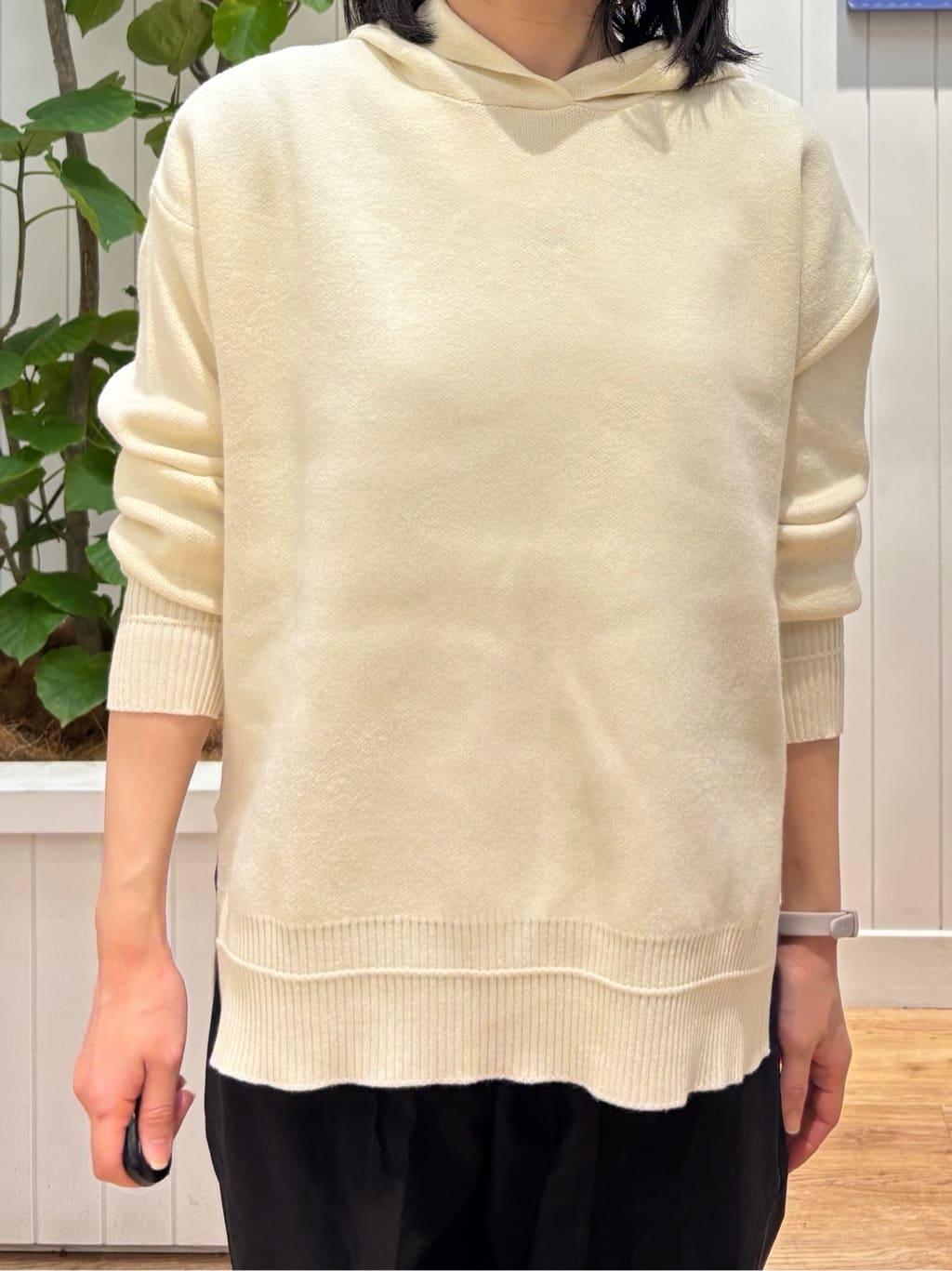 OKADAさんの「Dessin｜【洗える／体型カバー】ちょうどいいニットパーカ」を使ったコーディネート